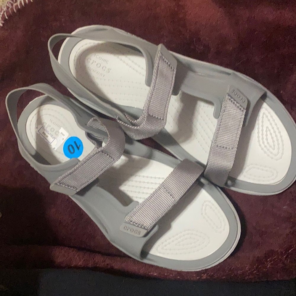 Crocs
